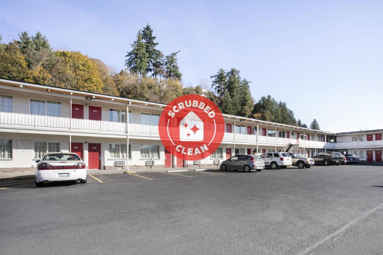 Oyo Hotel Kalama Екстериор снимка