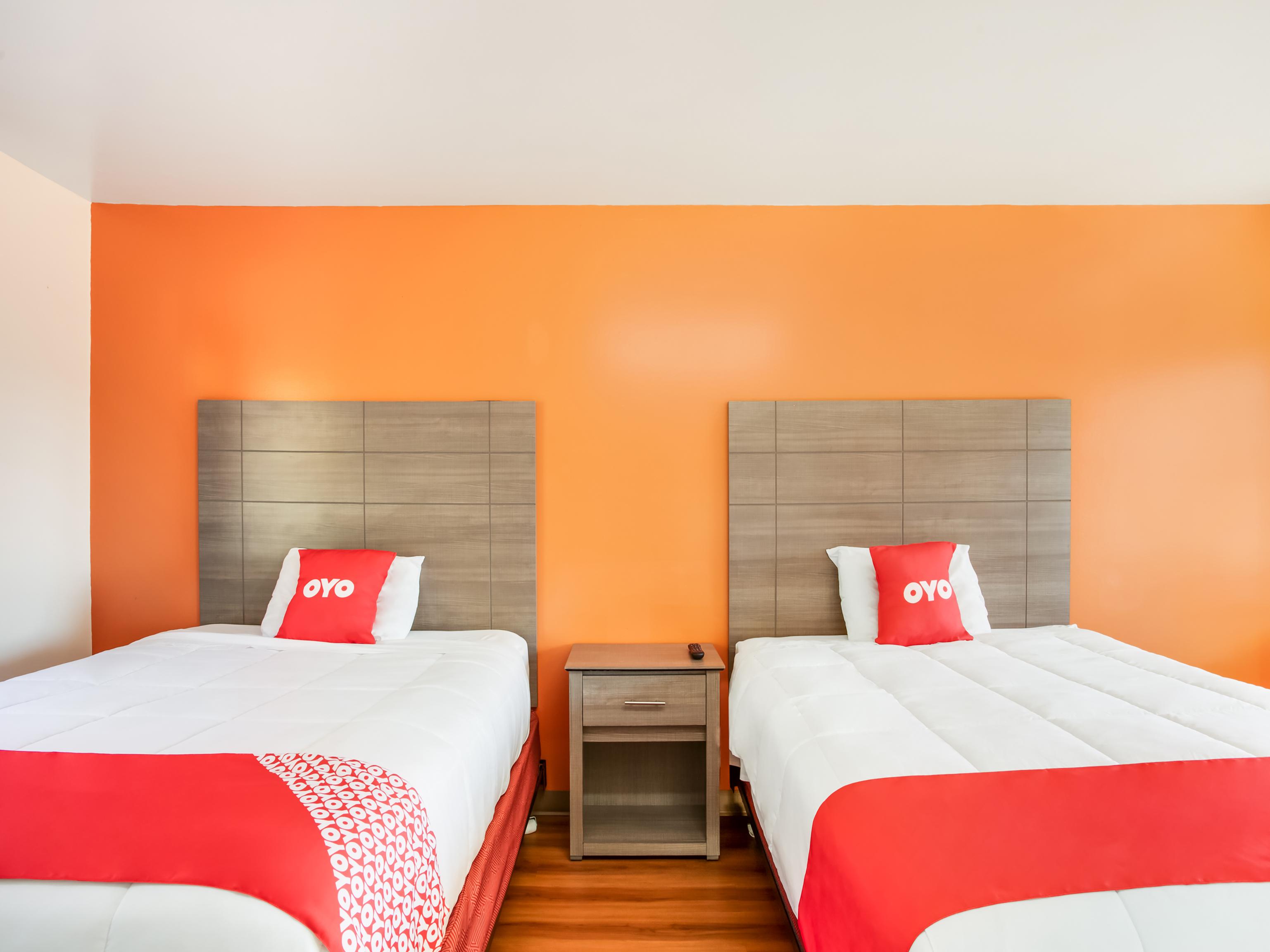 Oyo Hotel Kalama Екстериор снимка